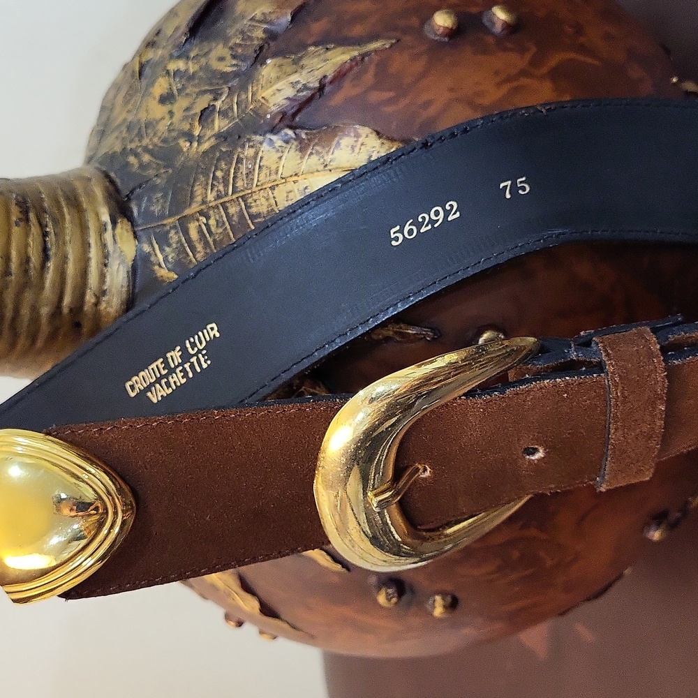 Vintage Suede Statement Belt with Gold-Tone Metal Clasps - Picture 7 of 12
